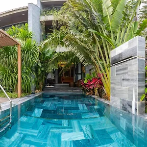 Hari - Casamia Hoi An